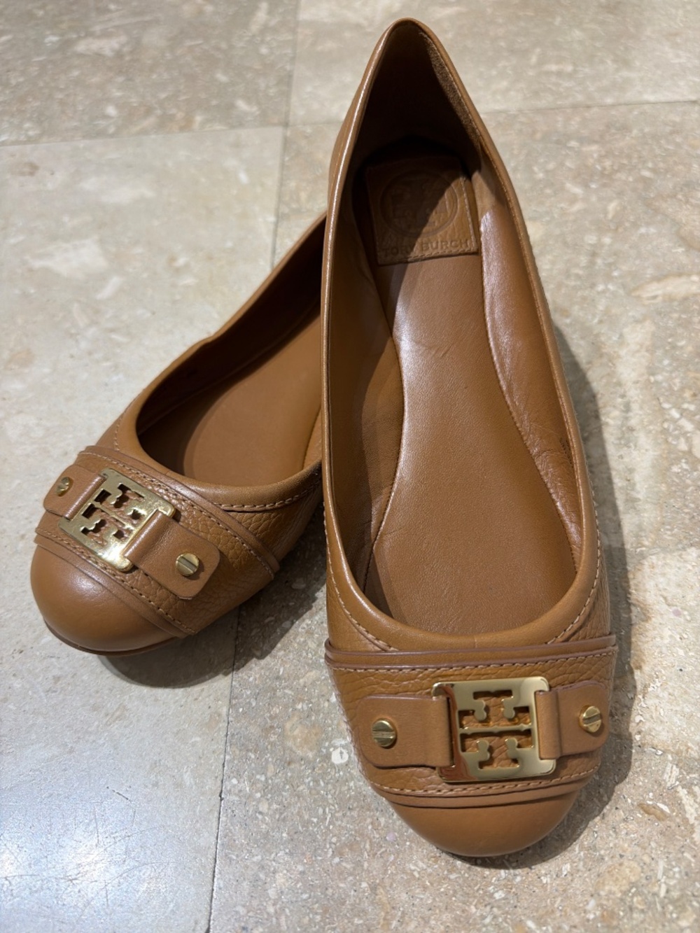 Shoes - Picture 2 of 4